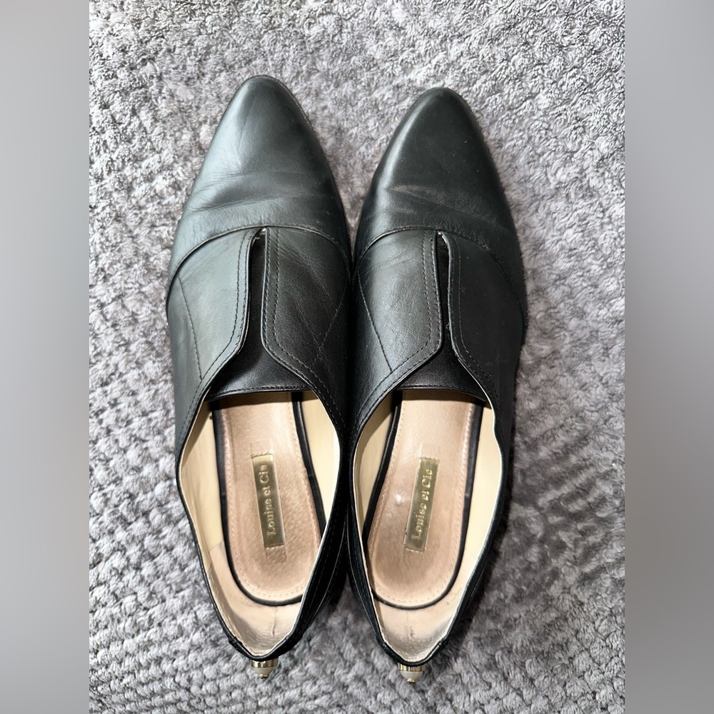 Louise et Cie Aviana pointed toe black leather loafers with pearl detail